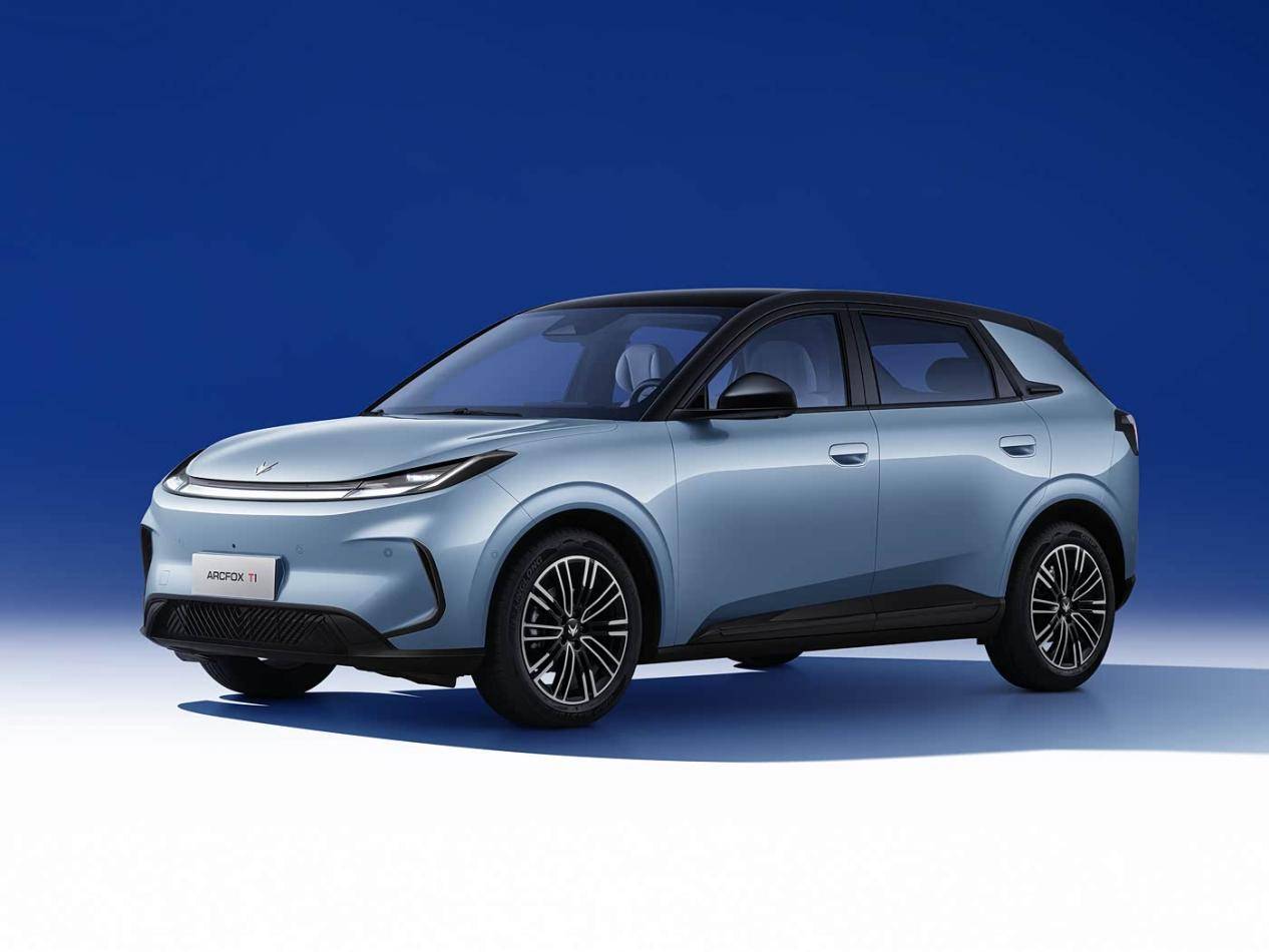 道阻且长行则至？“渡河者”极狐的2025答卷解读